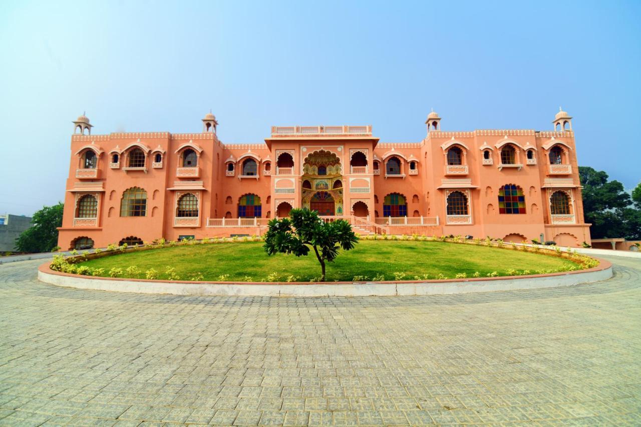R Chandra'S Palace By Inspira Chomu Exterior foto