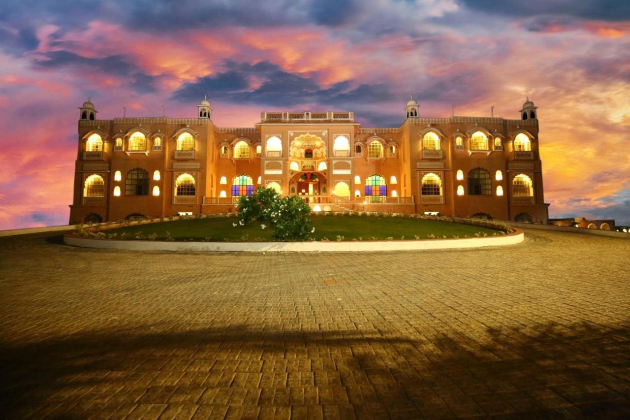 R Chandra'S Palace By Inspira Chomu Exterior foto